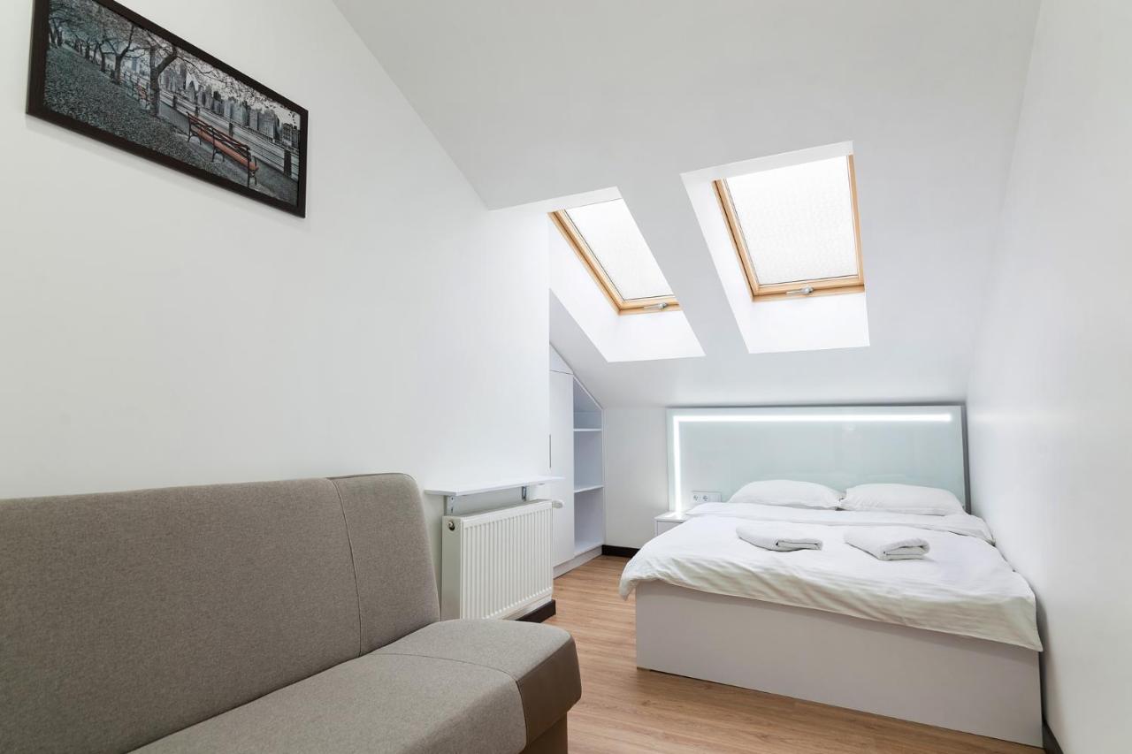 Leogrand Apartment On Doroshenka 38 Lviv Ngoại thất bức ảnh