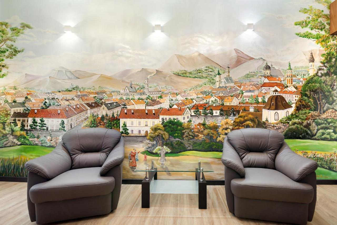 Leogrand Apartment On Doroshenka 38 Lviv Ngoại thất bức ảnh